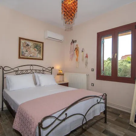 Ariadni Vista Mare By 