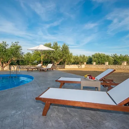 Villa Ariadni Vista Mare By 