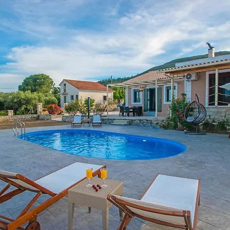 Ariadni Vista Mare By 