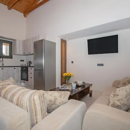 Ariadni Vista Mare By 