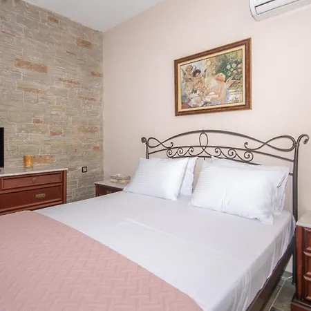 Ariadni Vista Mare By 