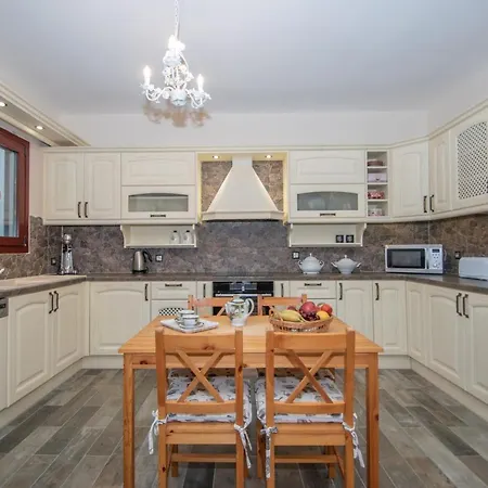 Ariadni Vista Mare By 