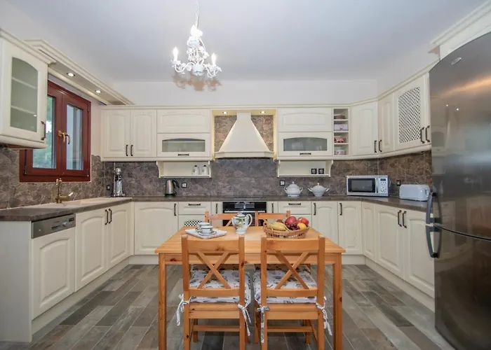 Ariadni Vista Mare By 