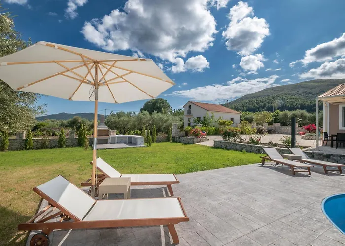 Ariadni Vista Mare By 